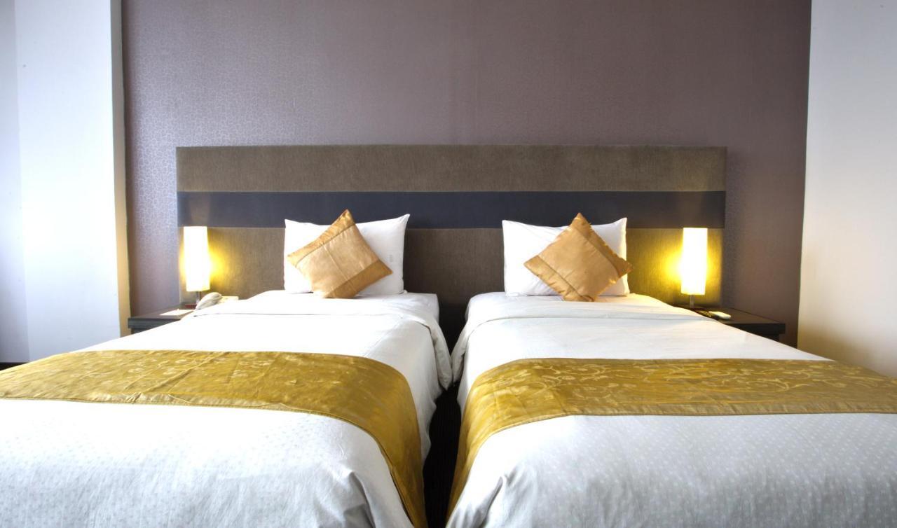 Tjokro Hotel Пеканбару Номер фото